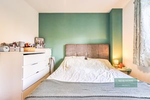 Photo 33- click for photo gallery